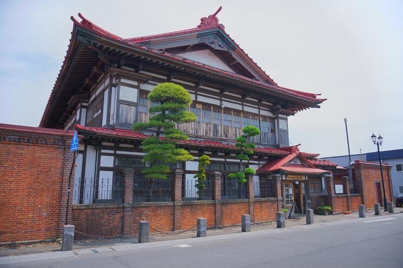 斜陽館外觀